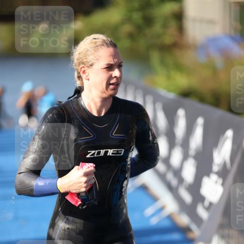 25.08.2024 - Elbe Triathlon Hamburg H.Heesch http://msf.ph/oto/6863450 25.08.2024 09:32:59 Schwimmen 485, 530, 551 meine-sportfotos.de