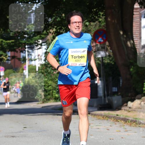 25.08.2024 - 20. Blankeneser Heldenlauf Strokosch-Dieckow http://msf.ph/oto/6863494 25.08.2024 10:23:54 Ziel 6048, 6256, 6257, 6372, 6494 meine-sportfotos.de