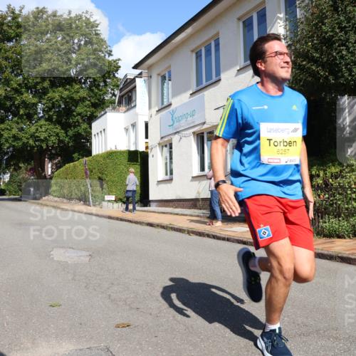 25.08.2024 - 20. Blankeneser Heldenlauf Strokosch-Dieckow http://msf.ph/oto/6863520 25.08.2024 10:23:56 Ziel 6048, 6256, 6257, 6372, 6460, 6494 meine-sportfotos.de