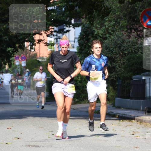 25.08.2024 - 20. Blankeneser Heldenlauf Strokosch-Dieckow http://msf.ph/oto/6863523 25.08.2024 10:24:05 Ziel 6310, 6460 meine-sportfotos.de