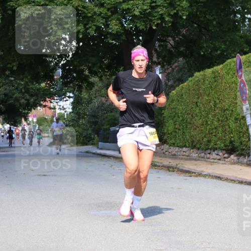 25.08.2024 - 20. Blankeneser Heldenlauf Strokosch-Dieckow http://msf.ph/oto/6863543 25.08.2024 10:24:09 Ziel 6310, 6460 meine-sportfotos.de