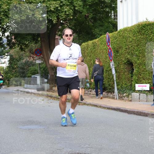 25.08.2024 - 20. Blankeneser Heldenlauf Strokosch-Dieckow http://msf.ph/oto/6863568 25.08.2024 10:24:19 Ziel 6413 meine-sportfotos.de