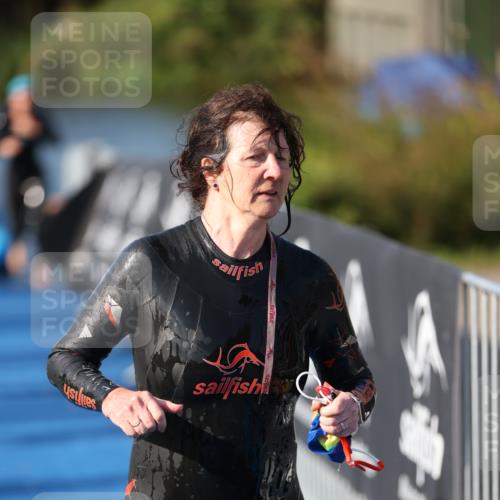 25.08.2024 - Elbe Triathlon Hamburg H.Heesch http://msf.ph/oto/6863596 25.08.2024 09:34:09 Schwimmen 462, 476, 483, 494, 495, 516, 539, 550 meine-sportfotos.de