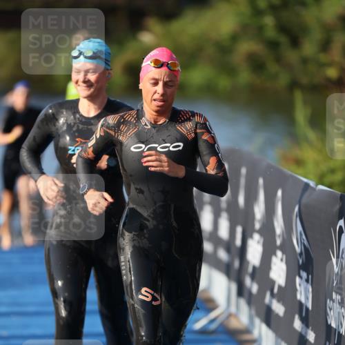 25.08.2024 - Elbe Triathlon Hamburg H.Heesch http://msf.ph/oto/6863611 25.08.2024 09:34:15 Schwimmen 462, 476, 483, 494, 495, 516, 539, 550 meine-sportfotos.de