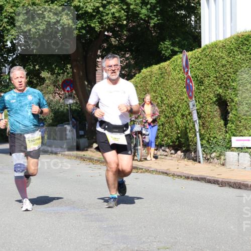 25.08.2024 - 20. Blankeneser Heldenlauf Strokosch-Dieckow http://msf.ph/oto/6863896 25.08.2024 10:24:55 Ziel 6006, 6240, 6447, 6448, 6475, 6496 meine-sportfotos.de