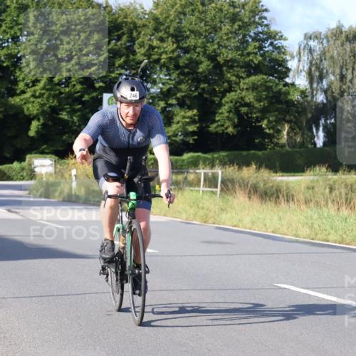 25.08.2024 - Elbe Triathlon Hamburg Fuchs,  Jonas http://msf.ph/oto/6863926 25.08.2024 09:21:19 Radfahren 246, 298, 311 meine-sportfotos.de