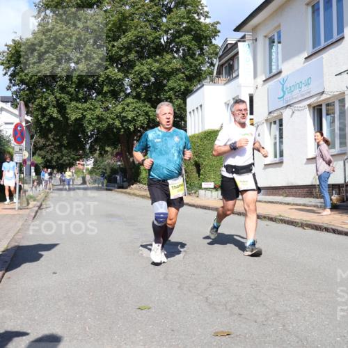 25.08.2024 - 20. Blankeneser Heldenlauf Strokosch-Dieckow http://msf.ph/oto/6863940 25.08.2024 10:24:57 Ziel 6006, 6447, 6496 meine-sportfotos.de