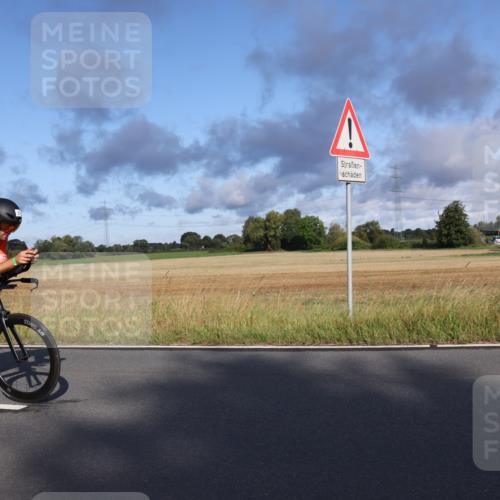 25.08.2024 - Elbe Triathlon Hamburg Fuchs,  Jonas http://msf.ph/oto/6864003 25.08.2024 09:21:25 Radfahren 246, 298, 311 meine-sportfotos.de