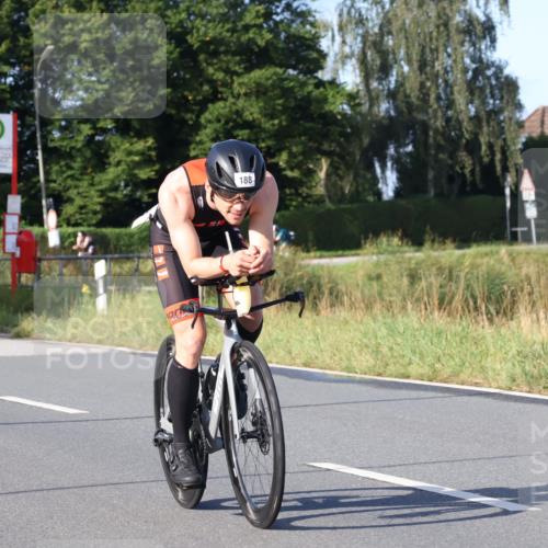 25.08.2024 - Elbe Triathlon Hamburg Fuchs,  Jonas http://msf.ph/oto/6864031 25.08.2024 09:21:34 Radfahren 188, 197, 204, 42 meine-sportfotos.de