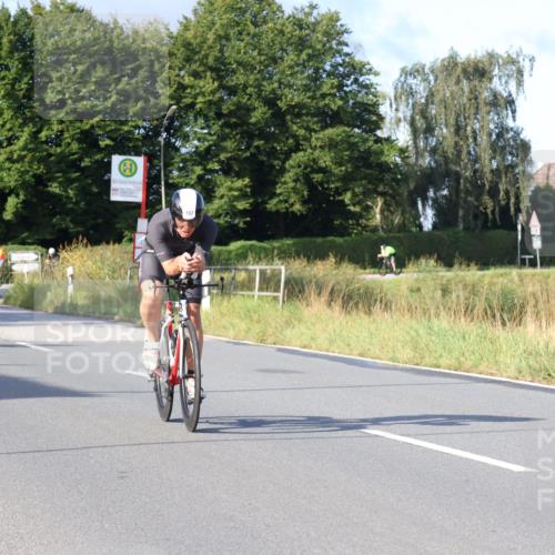 25.08.2024 - Elbe Triathlon Hamburg Fuchs,  Jonas http://msf.ph/oto/6864081 25.08.2024 09:21:38 Radfahren 188, 197, 204, 42, 46, 92 meine-sportfotos.de