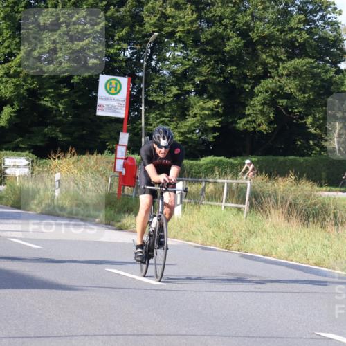 25.08.2024 - Elbe Triathlon Hamburg Fuchs,  Jonas http://msf.ph/oto/6864155 25.08.2024 09:21:44 Radfahren 197, 204, 42, 46, 92, 294, 34, 280, 190 meine-sportfotos.de