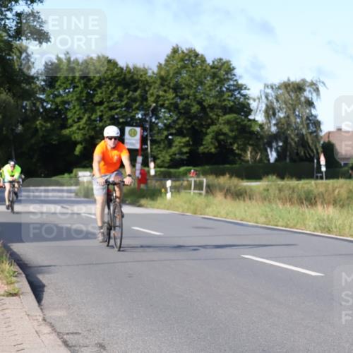 25.08.2024 - Elbe Triathlon Hamburg Fuchs,  Jonas http://msf.ph/oto/6864187 25.08.2024 09:21:46 Radfahren 42, 46, 92, 294, 34, 280, 190 meine-sportfotos.de