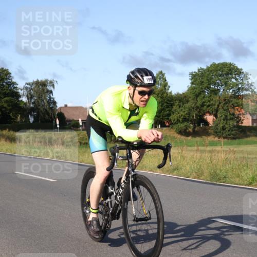 25.08.2024 - Elbe Triathlon Hamburg Fuchs,  Jonas http://msf.ph/oto/6864227 25.08.2024 09:21:49 Radfahren 294, 34, 280, 190, 84 meine-sportfotos.de