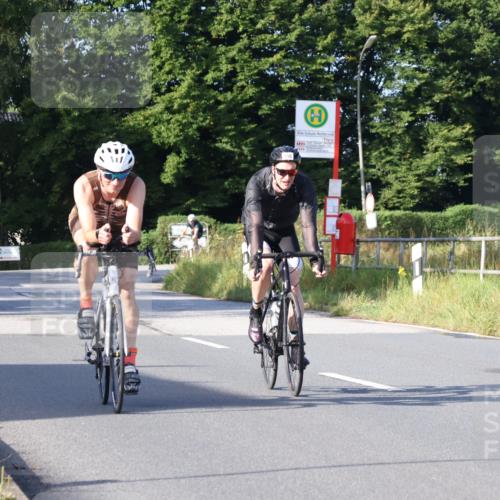 25.08.2024 - Elbe Triathlon Hamburg Fuchs,  Jonas http://msf.ph/oto/6864248 25.08.2024 09:21:55 Radfahren 84, 296, 93, 308 meine-sportfotos.de