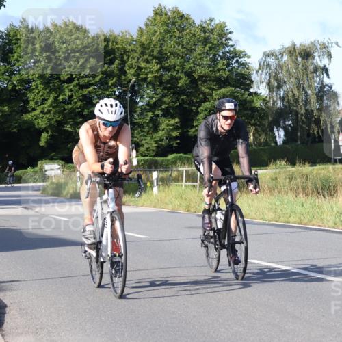25.08.2024 - Elbe Triathlon Hamburg Fuchs,  Jonas http://msf.ph/oto/6864268 25.08.2024 09:21:56 Radfahren 84, 296, 93, 308 meine-sportfotos.de