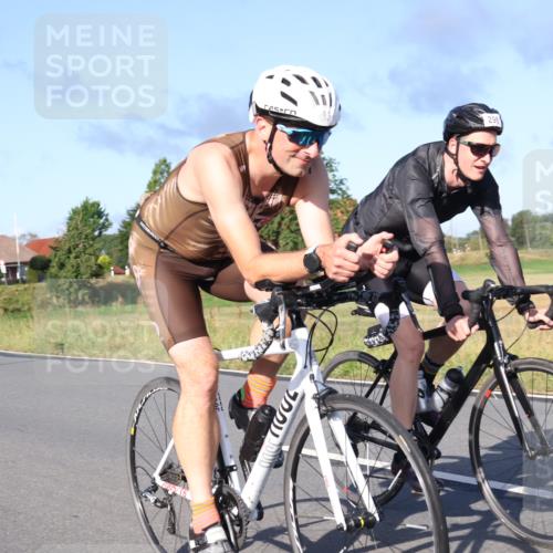 25.08.2024 - Elbe Triathlon Hamburg Fuchs,  Jonas http://msf.ph/oto/6864284 25.08.2024 09:21:57 Radfahren 84, 296, 93, 308 meine-sportfotos.de