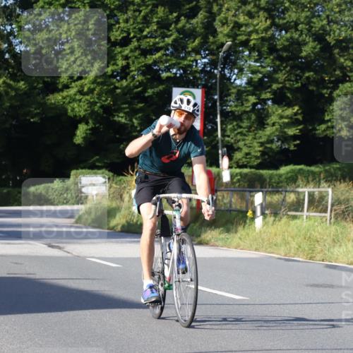 25.08.2024 - Elbe Triathlon Hamburg Fuchs,  Jonas http://msf.ph/oto/6864319 25.08.2024 09:22:04 Radfahren 308, 213, 275 meine-sportfotos.de