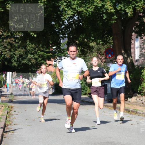 25.08.2024 - 20. Blankeneser Heldenlauf Strokosch-Dieckow http://msf.ph/oto/6864321 25.08.2024 10:25:28 Ziel 6312, 6505, 6517, 6522 meine-sportfotos.de