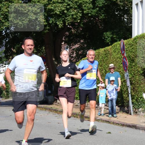 25.08.2024 - 20. Blankeneser Heldenlauf Strokosch-Dieckow http://msf.ph/oto/6864347 25.08.2024 10:25:29 Ziel 6312, 6505, 6517, 6522 meine-sportfotos.de
