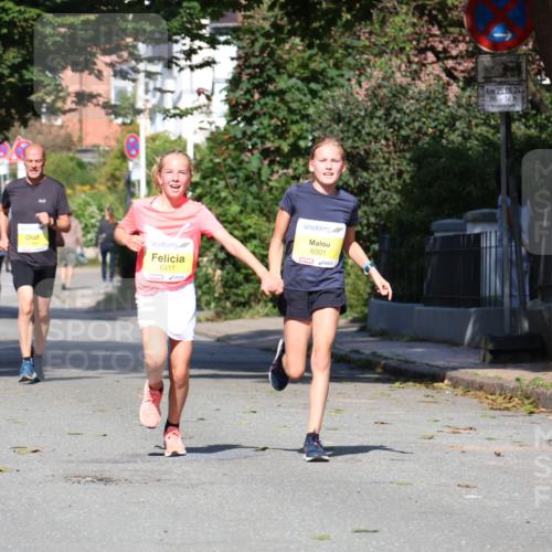 25.08.2024 - 20. Blankeneser Heldenlauf Strokosch-Dieckow http://msf.ph/oto/6864414 25.08.2024 10:25:38 Ziel 6169, 6311, 6501 meine-sportfotos.de