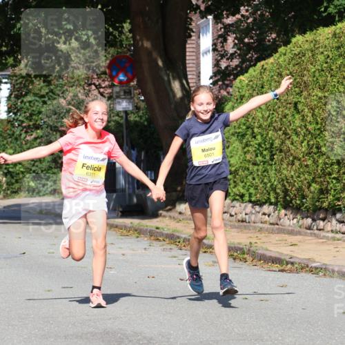 25.08.2024 - 20. Blankeneser Heldenlauf Strokosch-Dieckow http://msf.ph/oto/6864467 25.08.2024 10:25:41 Ziel 6169, 6184, 6311, 6501 meine-sportfotos.de