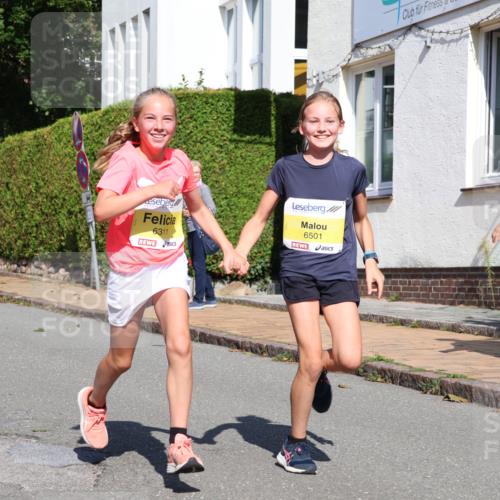 25.08.2024 - 20. Blankeneser Heldenlauf Strokosch-Dieckow http://msf.ph/oto/6864502 25.08.2024 10:25:43 Ziel 6169, 6184, 6311, 6501 meine-sportfotos.de