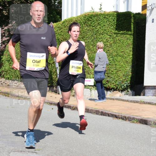 25.08.2024 - 20. Blankeneser Heldenlauf Strokosch-Dieckow http://msf.ph/oto/6864571 25.08.2024 10:25:48 Ziel 6169, 6184 meine-sportfotos.de