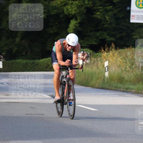 25.08.2024 - Elbe Triathlon Hamburg Fuchs,  Jonas http://msf.ph/oto/6864600 25.08.2024 09:22:49 Radfahren 209, 45, 443, 266 meine-sportfotos.de