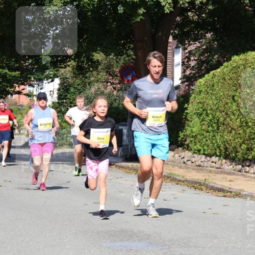 25.08.2024 - 20. Blankeneser Heldenlauf Strokosch-Dieckow http://msf.ph/oto/6864614 25.08.2024 10:25:59 Ziel 6251, 6255, 6383, 6384, 6452, 6453 meine-sportfotos.de