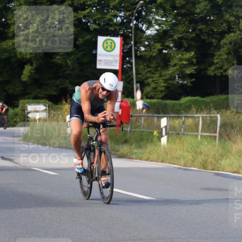 25.08.2024 - Elbe Triathlon Hamburg Fuchs,  Jonas http://msf.ph/oto/6864617 25.08.2024 09:22:49 Radfahren 209, 45, 443, 266 meine-sportfotos.de