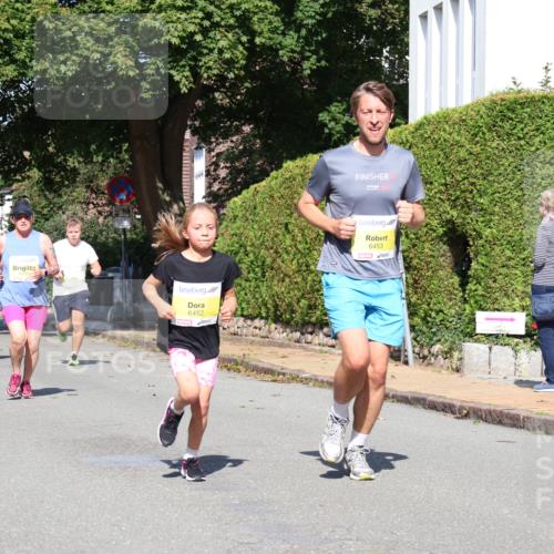 25.08.2024 - 20. Blankeneser Heldenlauf Strokosch-Dieckow http://msf.ph/oto/6864633 25.08.2024 10:26:01 Ziel 6119, 6251, 6255, 6383, 6384, 6451, 6452, 6453 meine-sportfotos.de