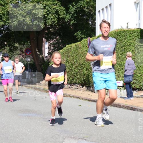 25.08.2024 - 20. Blankeneser Heldenlauf Strokosch-Dieckow http://msf.ph/oto/6864645 25.08.2024 10:26:01 Ziel 6119, 6251, 6255, 6383, 6384, 6451, 6452, 6453 meine-sportfotos.de