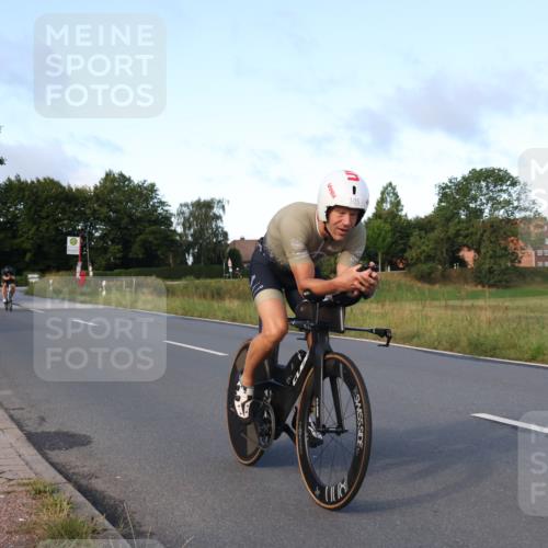 25.08.2024 - Elbe Triathlon Hamburg Fuchs,  Jonas http://msf.ph/oto/6864751 25.08.2024 09:23:11 Radfahren 105, 340, 120 meine-sportfotos.de