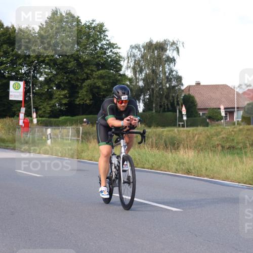 25.08.2024 - Elbe Triathlon Hamburg Fuchs,  Jonas http://msf.ph/oto/6864775 25.08.2024 09:23:13 Radfahren 105, 340, 120, 367 meine-sportfotos.de