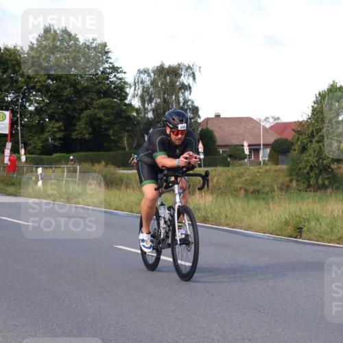 25.08.2024 - Elbe Triathlon Hamburg Fuchs,  Jonas http://msf.ph/oto/6864780 25.08.2024 09:23:13 Radfahren 105, 340, 120, 367 meine-sportfotos.de