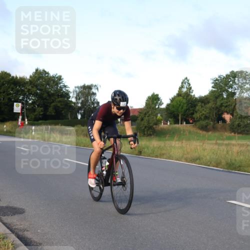 25.08.2024 - Elbe Triathlon Hamburg Fuchs,  Jonas http://msf.ph/oto/6864831 25.08.2024 09:23:16 Radfahren 105, 340, 120, 367, 198 meine-sportfotos.de