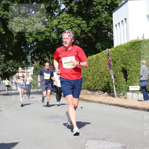 25.08.2024 - 20. Blankeneser Heldenlauf Strokosch-Dieckow http://msf.ph/oto/6864848 25.08.2024 10:26:08 Ziel 6069, 6119, 6251, 6255, 6383, 6384, 6433, 6451 meine-sportfotos.de