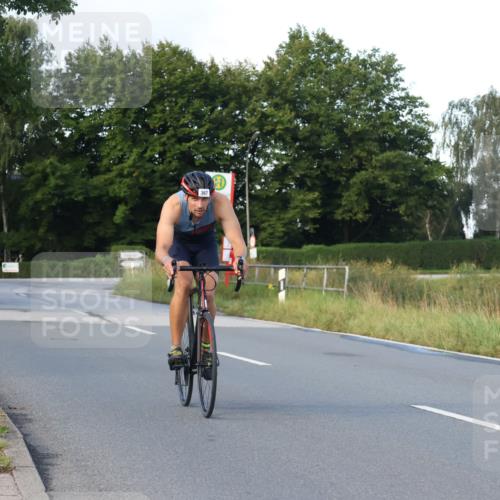 25.08.2024 - Elbe Triathlon Hamburg Fuchs,  Jonas http://msf.ph/oto/6864890 25.08.2024 09:23:20 Radfahren 120, 367, 198, 167 meine-sportfotos.de