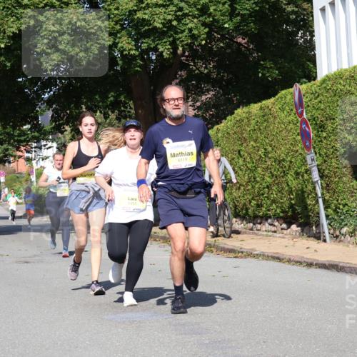 25.08.2024 - 20. Blankeneser Heldenlauf Strokosch-Dieckow http://msf.ph/oto/6864911 25.08.2024 10:26:10 Ziel 6069, 6119, 6251, 6383, 6384, 6433, 6451 meine-sportfotos.de