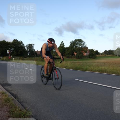 25.08.2024 - Elbe Triathlon Hamburg Fuchs,  Jonas http://msf.ph/oto/6864919 25.08.2024 09:23:20 Radfahren 120, 367, 198, 167 meine-sportfotos.de