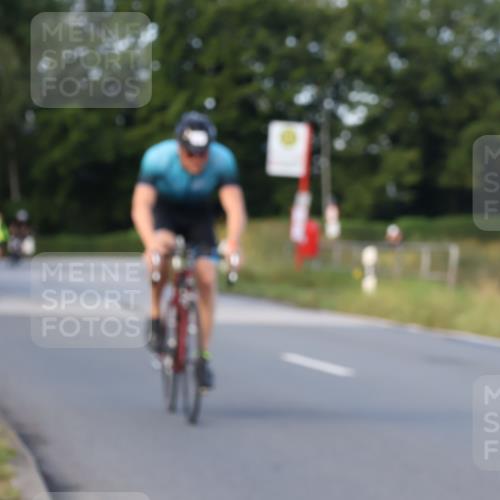 25.08.2024 - Elbe Triathlon Hamburg Fuchs,  Jonas http://msf.ph/oto/6864958 25.08.2024 09:23:24 Radfahren 367, 198, 167, 258 meine-sportfotos.de
