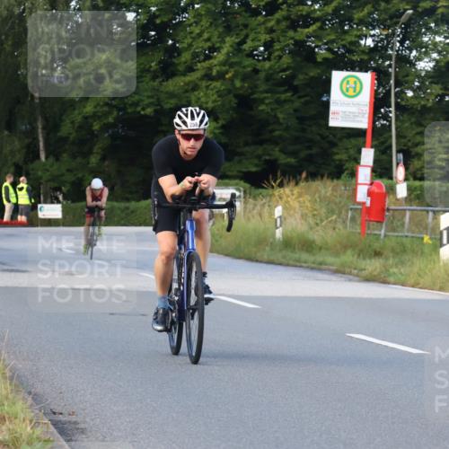 25.08.2024 - Elbe Triathlon Hamburg Fuchs,  Jonas http://msf.ph/oto/6865014 25.08.2024 09:23:29 Radfahren 167, 258, 86, 64 meine-sportfotos.de