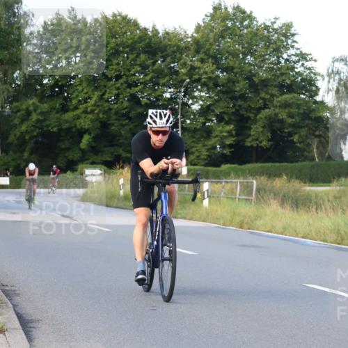 25.08.2024 - Elbe Triathlon Hamburg Fuchs,  Jonas http://msf.ph/oto/6865027 25.08.2024 09:23:29 Radfahren 167, 258, 86, 64 meine-sportfotos.de