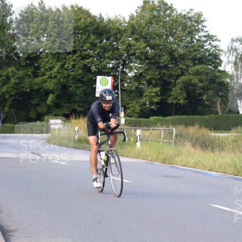 25.08.2024 - Elbe Triathlon Hamburg Fuchs,  Jonas http://msf.ph/oto/6865151 25.08.2024 09:23:37 Radfahren 86, 64, 342, 35, 153 meine-sportfotos.de