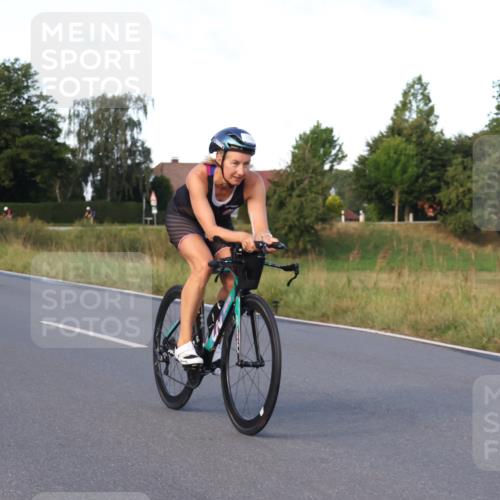 25.08.2024 - Elbe Triathlon Hamburg Fuchs,  Jonas http://msf.ph/oto/6865265 25.08.2024 09:23:43 Radfahren 342, 35, 153, 310 meine-sportfotos.de