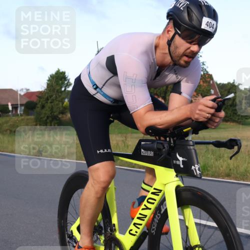 25.08.2024 - Elbe Triathlon Hamburg Fuchs,  Jonas http://msf.ph/oto/6865330 25.08.2024 09:23:52 Radfahren 310, 404, 60, 278 meine-sportfotos.de