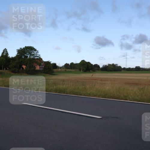 25.08.2024 - Elbe Triathlon Hamburg Fuchs,  Jonas http://msf.ph/oto/6865344 25.08.2024 09:23:53 Radfahren 310, 404, 60, 278, 142 meine-sportfotos.de