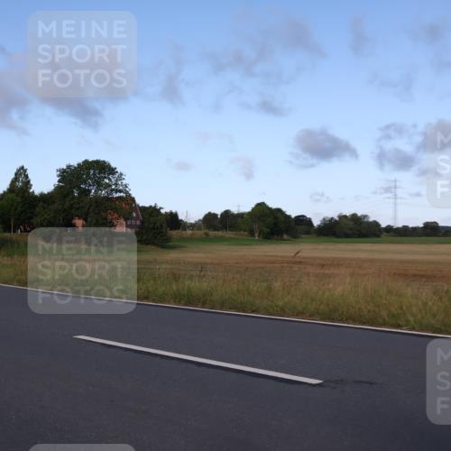 25.08.2024 - Elbe Triathlon Hamburg Fuchs,  Jonas http://msf.ph/oto/6865359 25.08.2024 09:23:55 Radfahren 310, 404, 60, 278, 142 meine-sportfotos.de