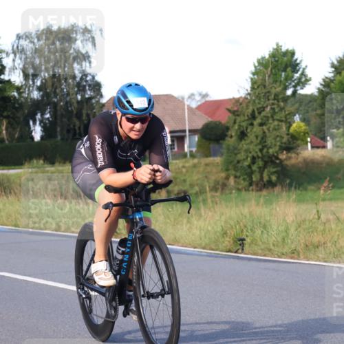 25.08.2024 - Elbe Triathlon Hamburg Fuchs,  Jonas http://msf.ph/oto/6865372 25.08.2024 09:24:00 Radfahren 142, 369 meine-sportfotos.de