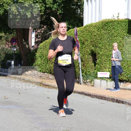 25.08.2024 - 20. Blankeneser Heldenlauf Strokosch-Dieckow http://msf.ph/oto/6865376 25.08.2024 10:26:37 Ziel 6030, 6476, 6506 meine-sportfotos.de